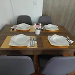 Mb Deluxe Apartamento *