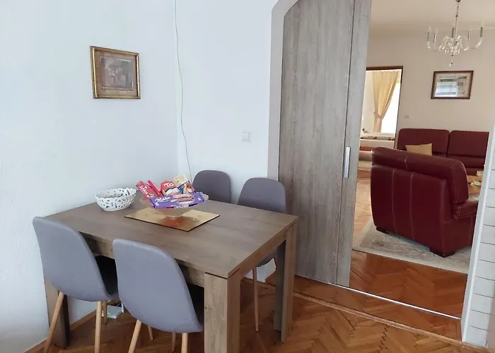 Apartamento Mb Deluxe *