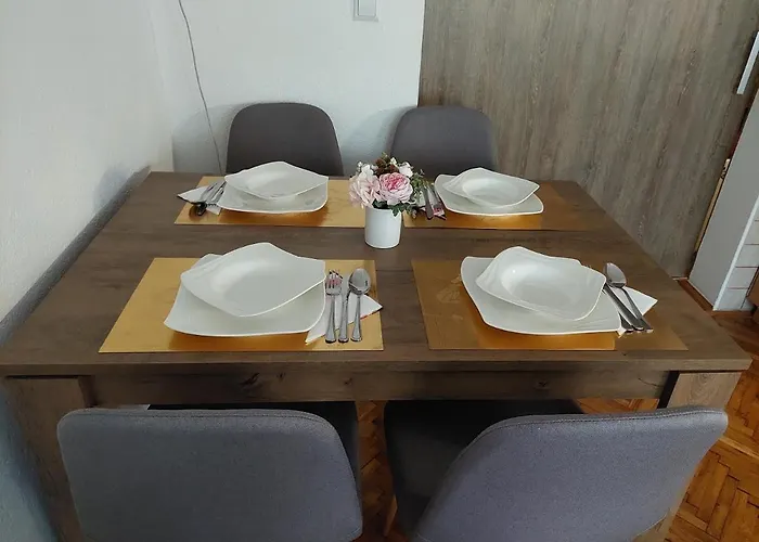 Mb Deluxe Apartamento *