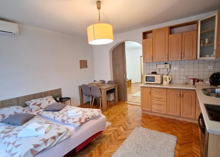 Mb Deluxe Apartamento Visoko